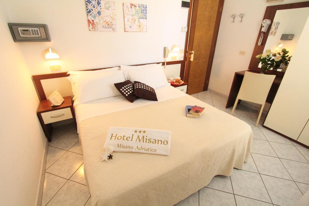 Hotel Misano ميسانو ادرياتيكو المظهر الخارجي الصورة