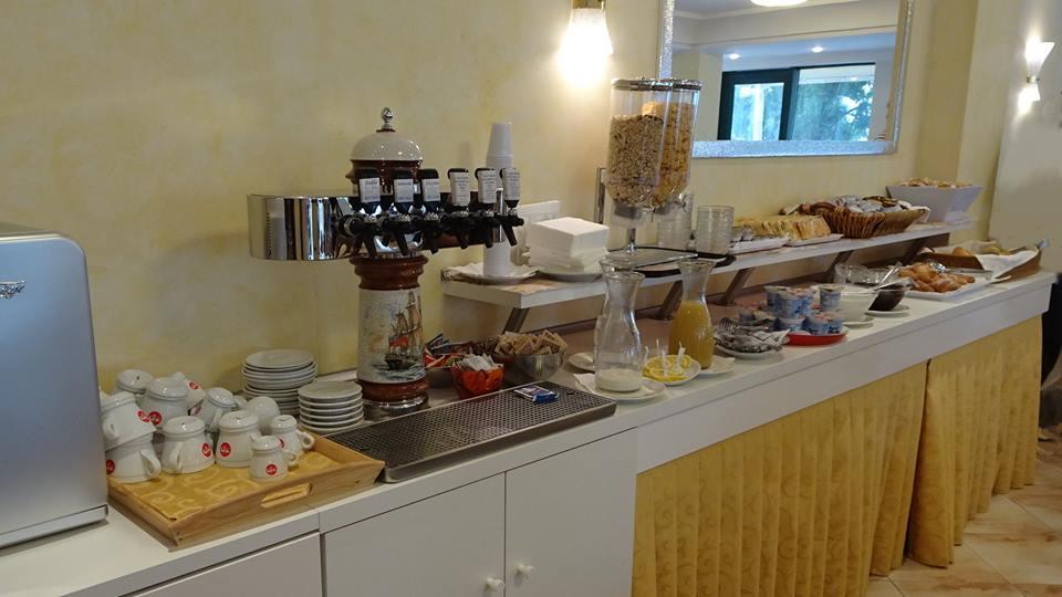 Hotel Misano ميسانو ادرياتيكو المظهر الخارجي الصورة